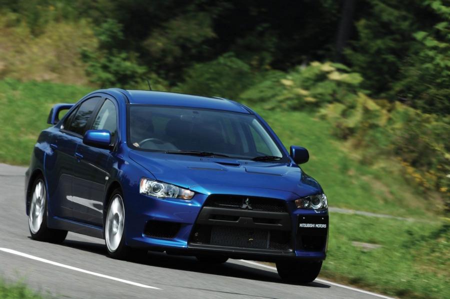  Mitsubishi Lancer Evolution X FQ-330 SST 2009 года  (фото 5 из 12)